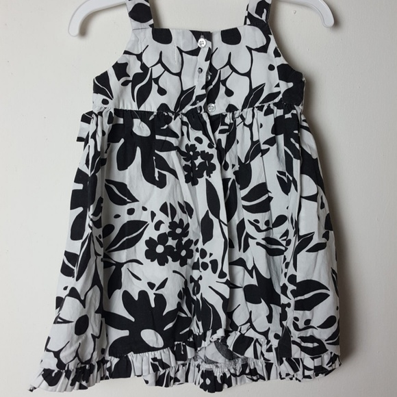 Lily Bird Black and White Flower Dress - Picture 6 of 6